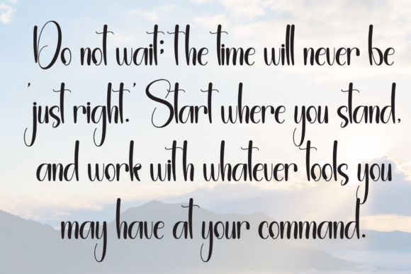 Hello December Font - Preview 5