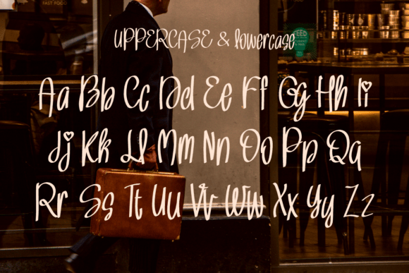 Qaloura Valencia Font PNG with transparent background - Preview 1