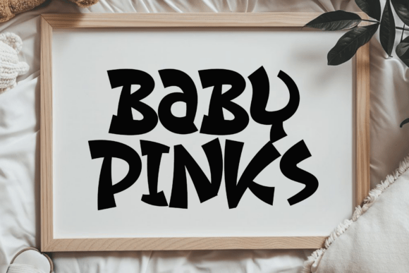 Queen Smart Font PNG with transparent background - Preview 3