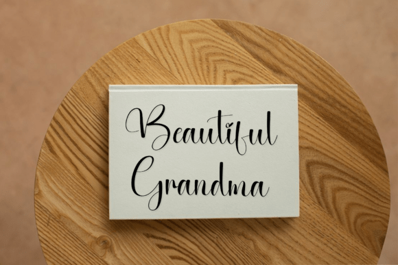 Brighter Font - Preview 4