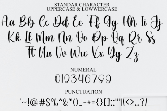 Berry Smoothie Font - Preview 6