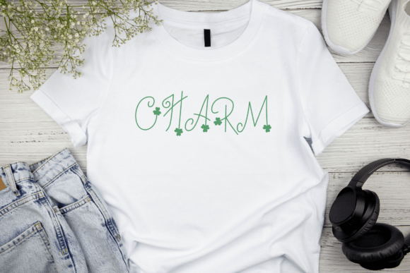 Clover Dance Font PNG with transparent background - Preview 1