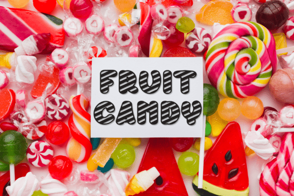 Candy Santa Font - Preview 3