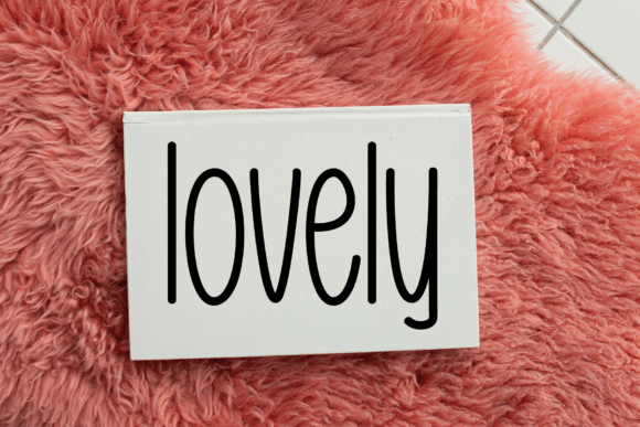 Blueysea Font - Preview 1