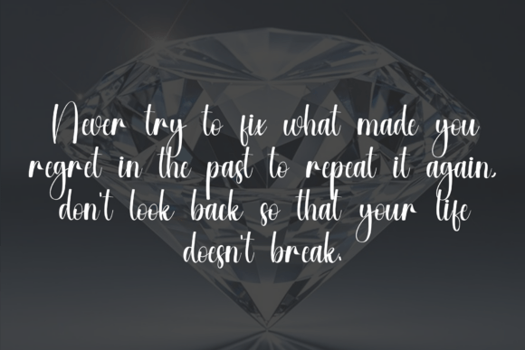 Diamond Font - Preview 4