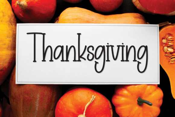Family Christmas Font - Preview 3