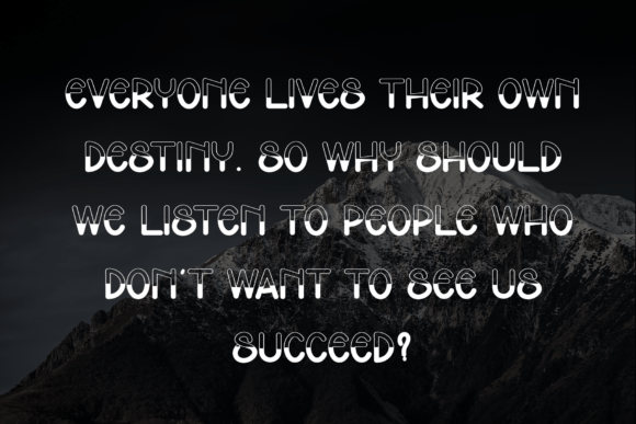 Christmas Romantic Font - Preview 5