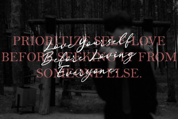 Father Days Font - Preview 5
