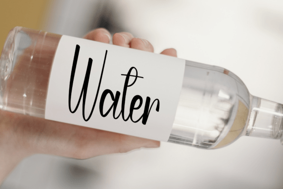 Maylora Font PNG with transparent background - Preview 2