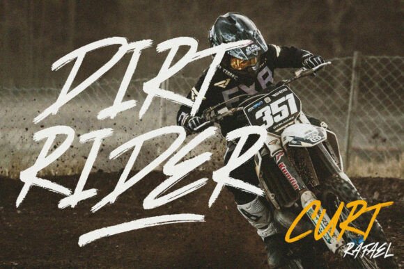 Moker Font font preview - 3