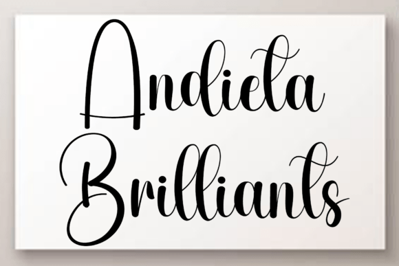 Daddy Highclass Font - Preview 4