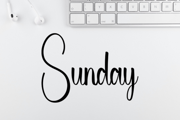 Avilantery Font - Preview 1