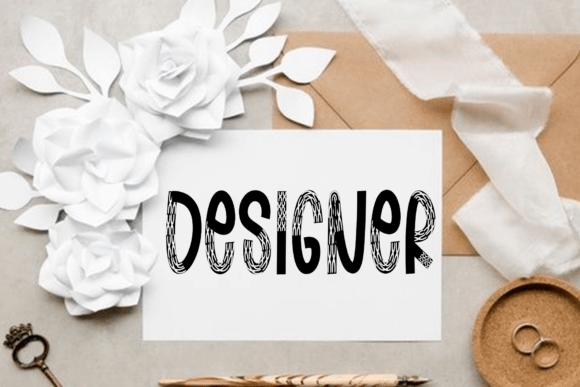 Design Clothes Font - Preview 2