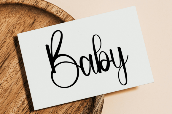 Charlote Font - Preview 3