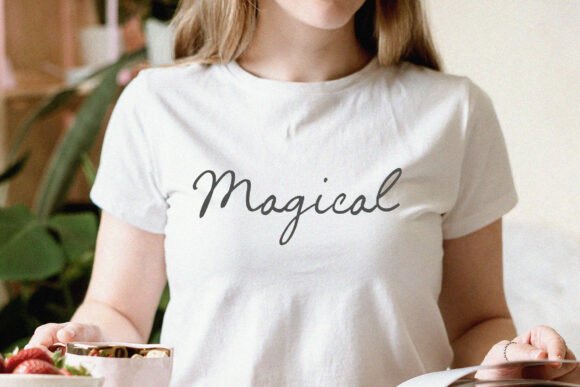 Cursive Amber Font - Preview 2