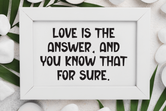 Big Home Font - Preview 2