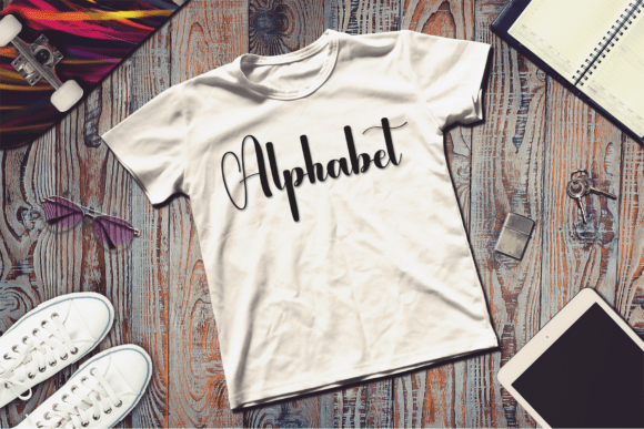 Bunting Font - Preview 1