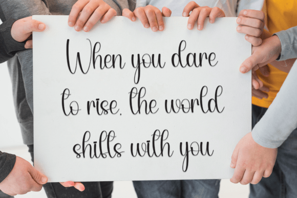 Christmas Font - Preview 4