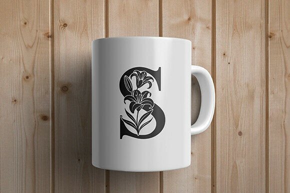 Royal Lily Floral Monogram Font PNG with transparent background - Preview 1