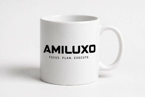 Amiluxo Font - Preview 3