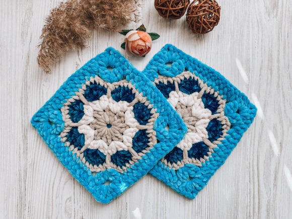Crochet Pattern Plush Granny Square PDF