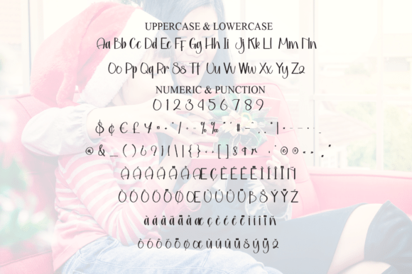 Darling Christmas Font - Preview 6