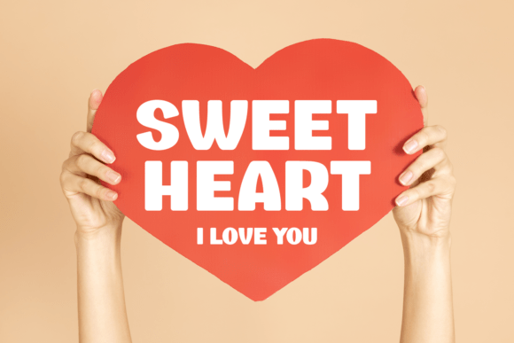 Dream Lovers Font - Preview 3