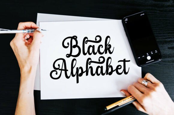 Belgia Font - Preview 5