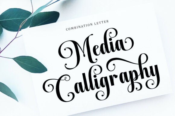 Black Delighter Font - Preview 5