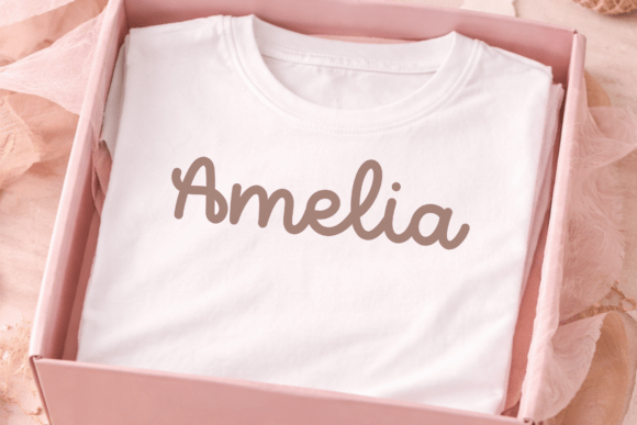 Amber Whirl Font - Preview 1