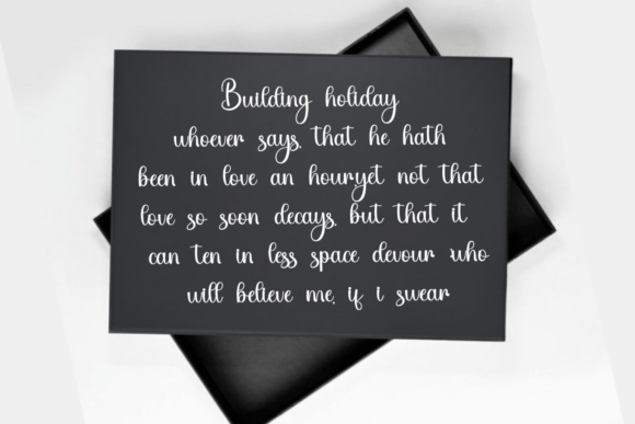 Pearls Ringlight Font font preview - 2