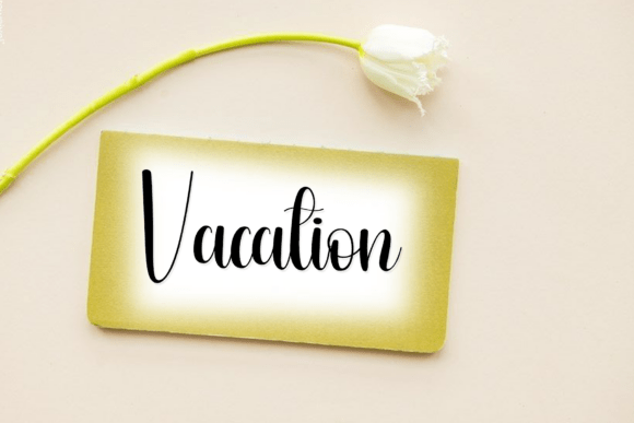 Enchanteur Font - Preview 2