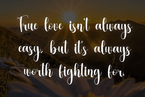 Beliving Delighting Font - Preview 4