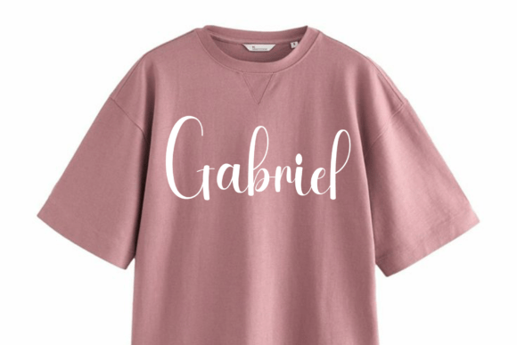 Blushing Font - Preview 1