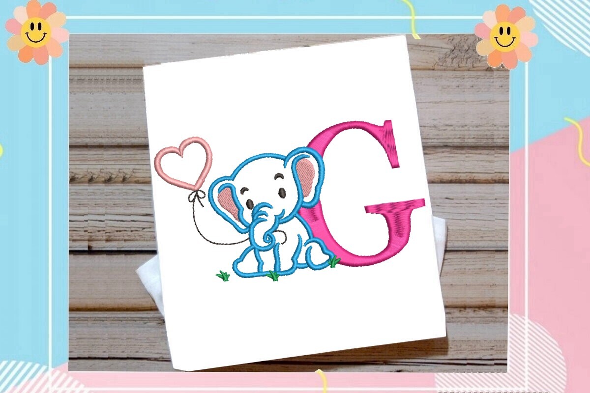 G Letter Cute Elephant Decor