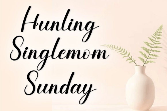 Amalia Humbling Font - Preview 1