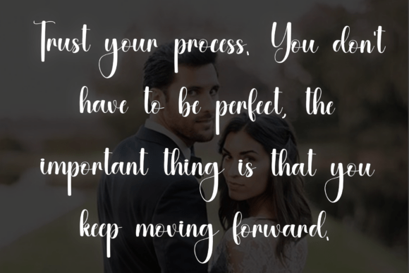 Amalia Humbling Font - Preview 4