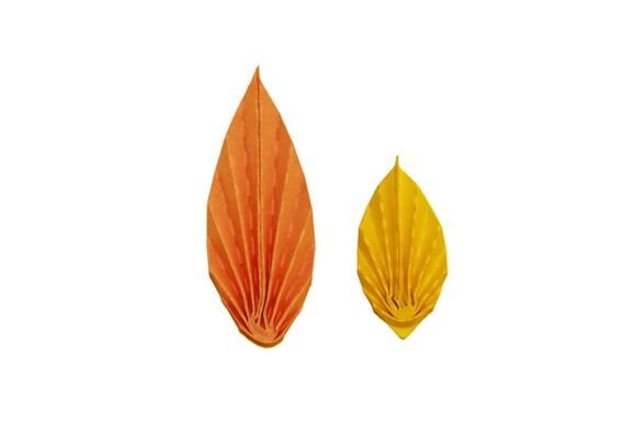 3D Pleated Leaf Paper Decor