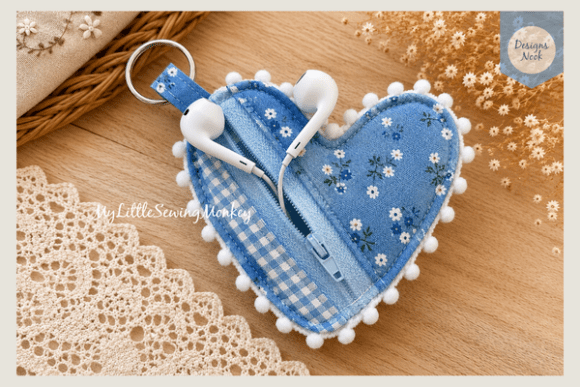 PDF Sewing Pattern, Heart Shaped Purse