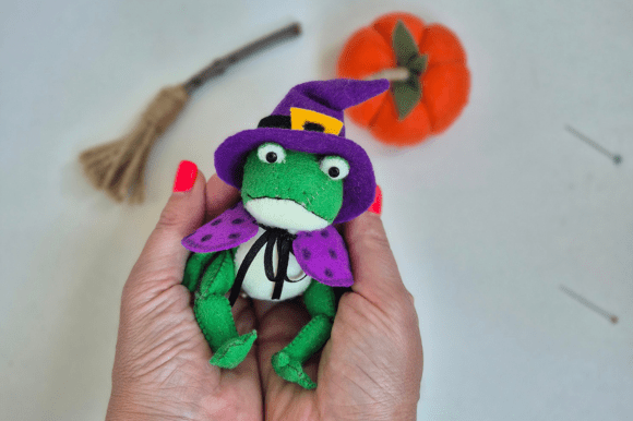 Felt Halloween Frog Sewing Pattern PDF🐸