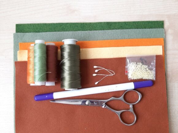 DIY Felt Pumpkin Sewing Pattern