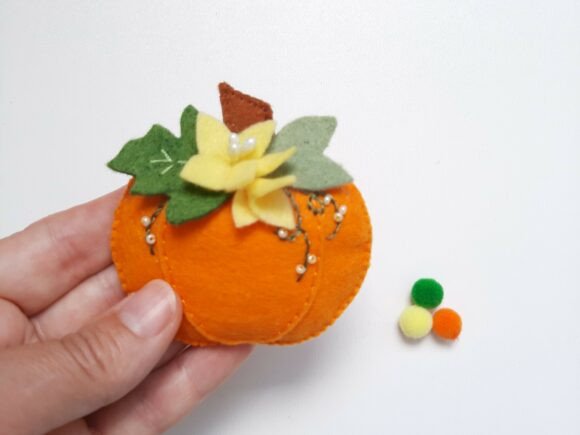 Felt Pumpkin Sewing Tutorial