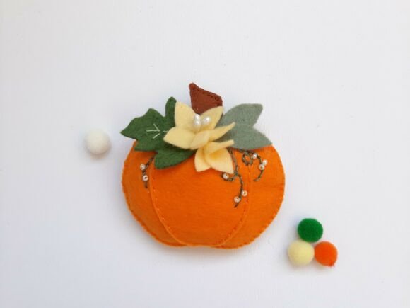 Handmade Felt Pumpkin Fall Craft