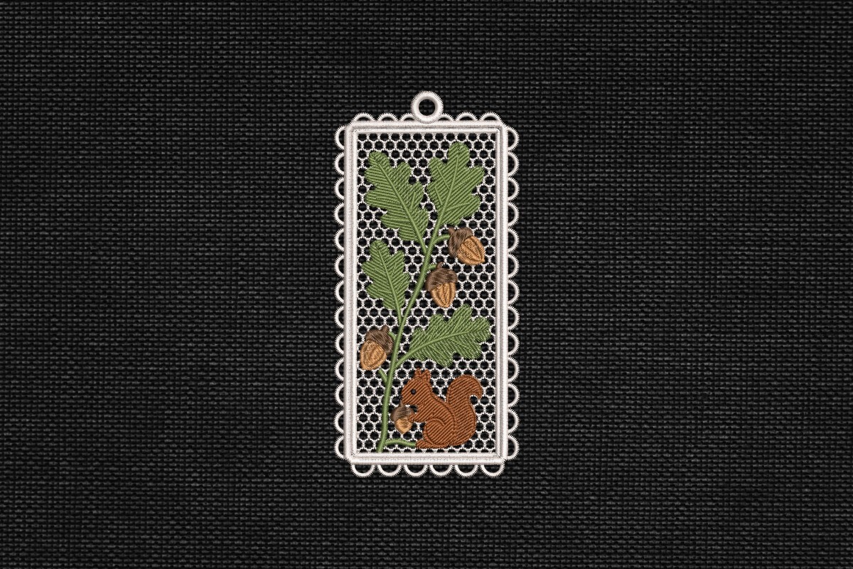 Free Standing Lace Squirrel and Acorn