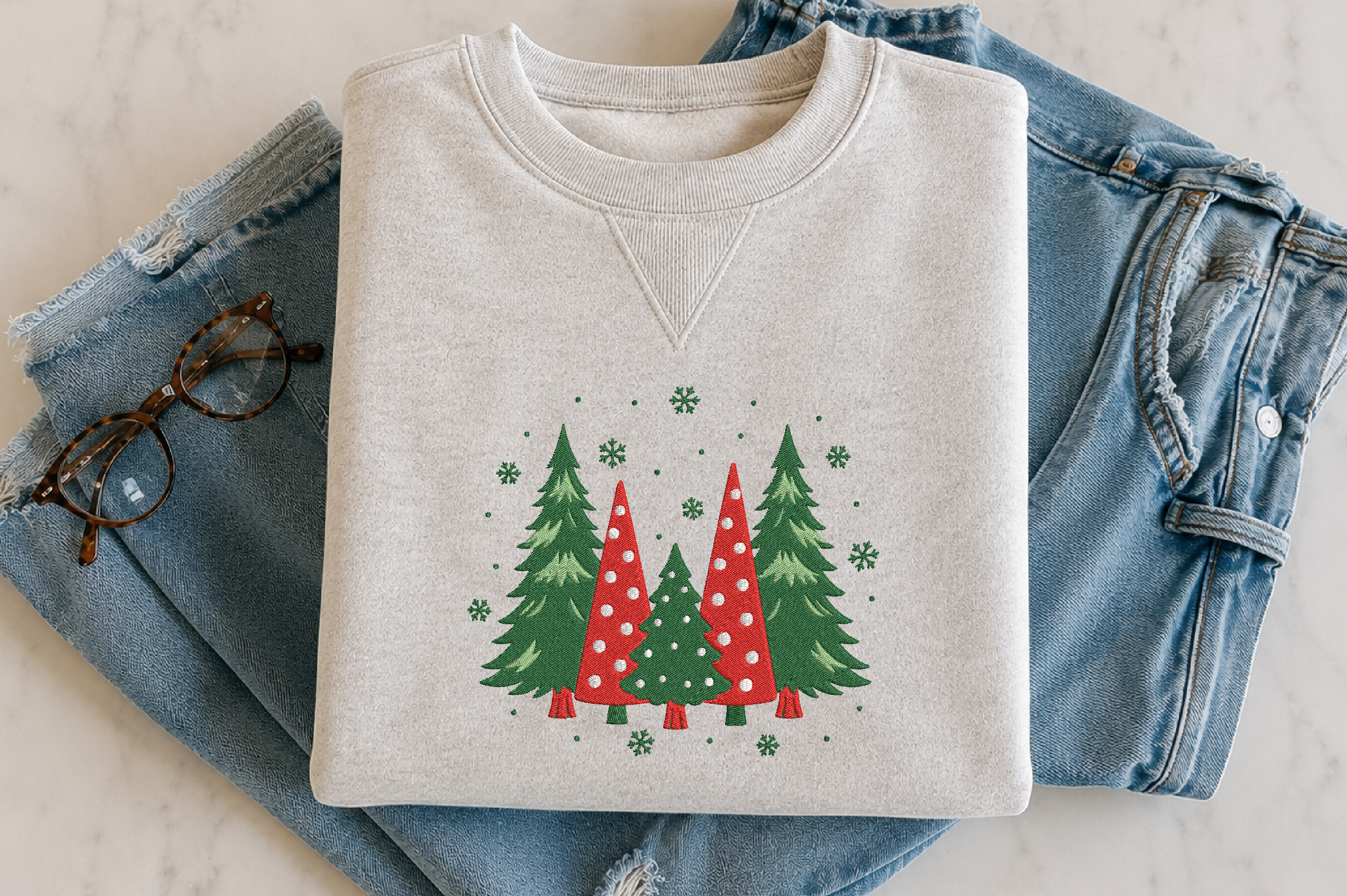 Christmas Tree Embroidery Design - photo 3