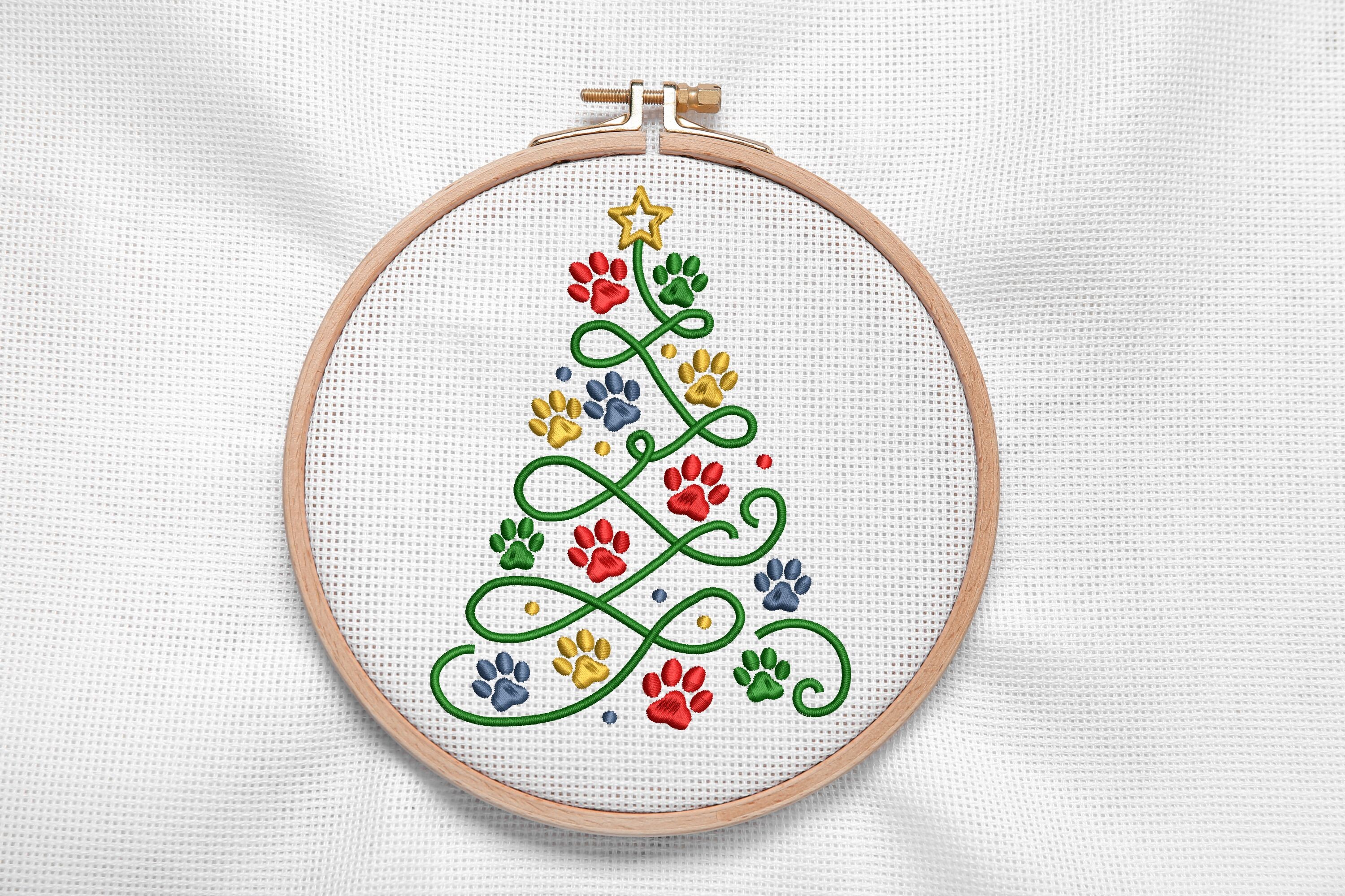 Christmas Paw Print Tree - photo 2