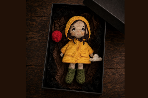 Autumn Amigurumi Doll Pattern – Raincoat
