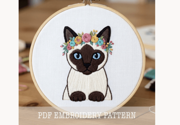 Siamese Kitten Crown Embroidery Pattern