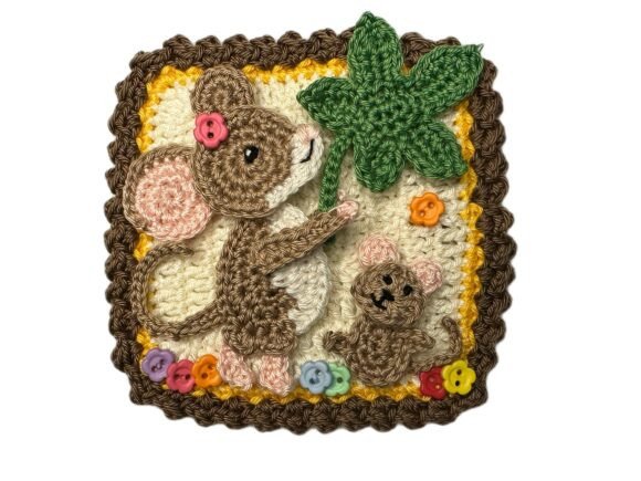 Granny Square Mouse Applique Pattern