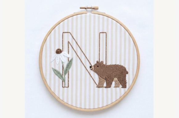 Baby Bear Daisy Embroidery Pattern